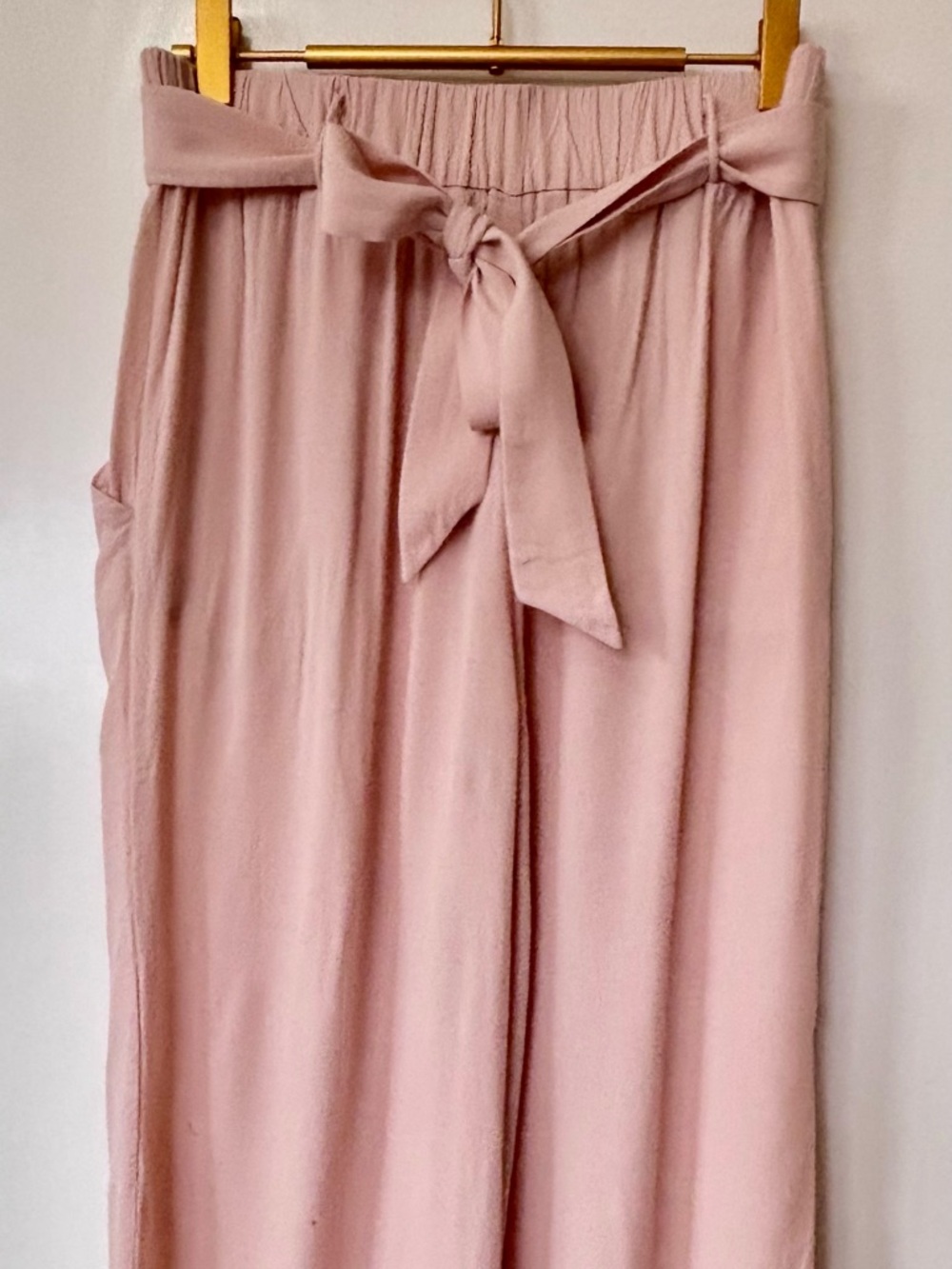 Wilfred| Aritzia| ‘Faun’ Blush Pink Wide-Leg  Lightweight Belted Pants Sz M